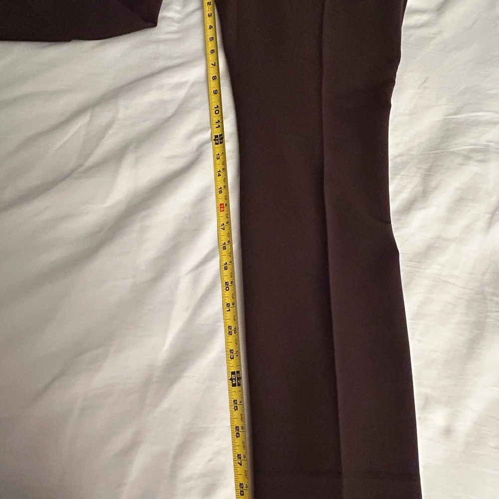 Chico’s SO SLIMMING Size 2 (Chico’s sizing, equivalent to about a Si… - Picture 4 of 6